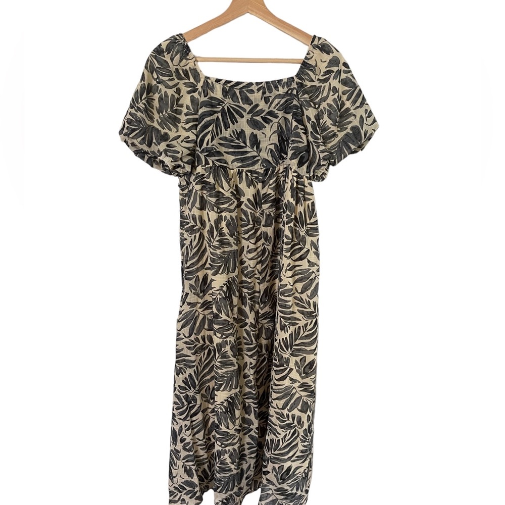 NWT Hayden puff sleeve midi dress - Picture 3 of 5